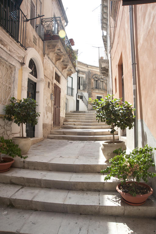 Filinona Apartment Modica Exterior photo